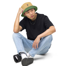 Load image into Gallery viewer, Reversible bucket hat &quot;Green/Khaki&quot;
