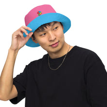 Load image into Gallery viewer, Reversible bucket hat &quot;Blue/Pink&quot;
