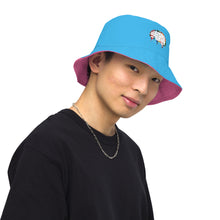 Load image into Gallery viewer, Reversible bucket hat &quot;Blue/Pink&quot;
