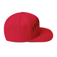 Load image into Gallery viewer, Curved Th3rap Snapback Hat
